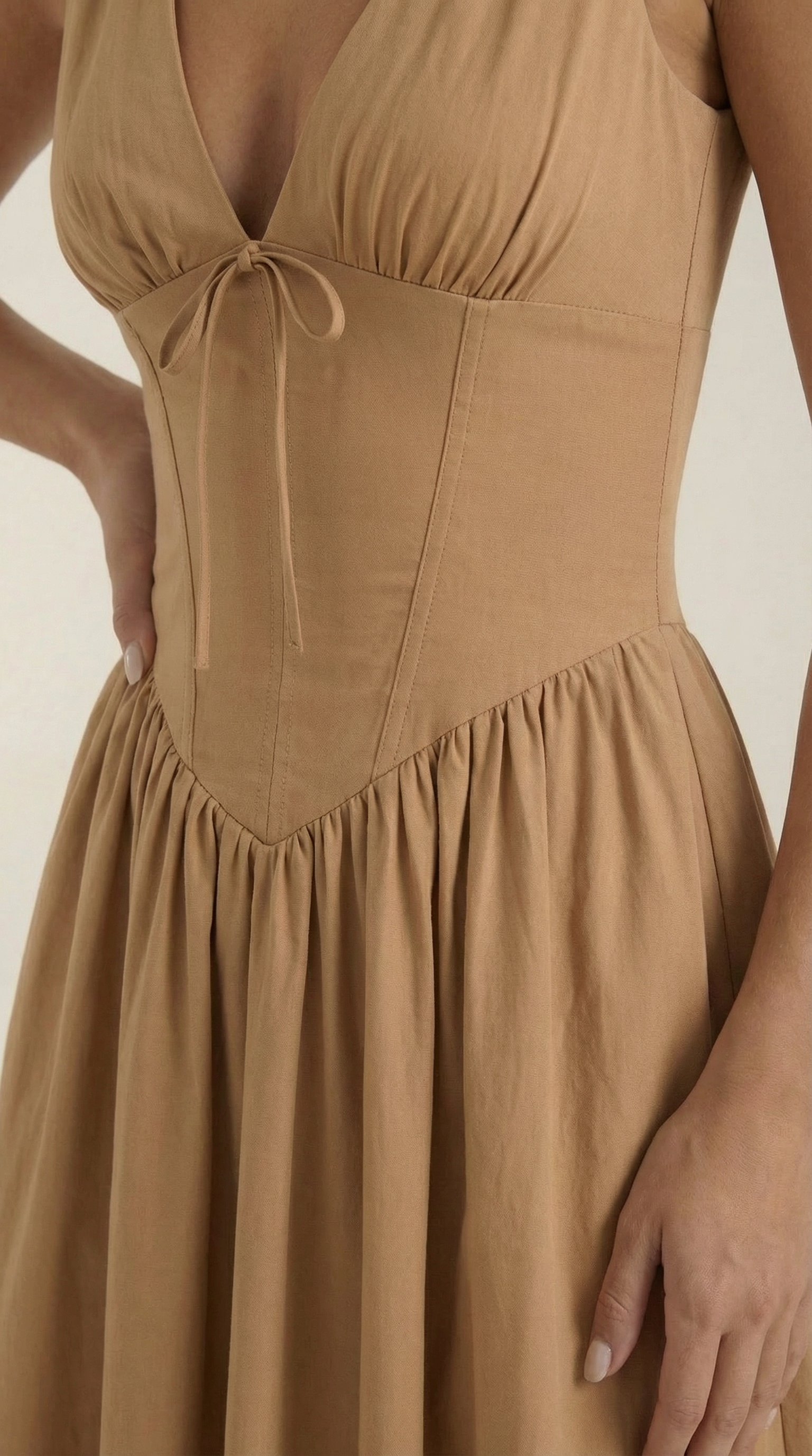 Cassiopeia Midi-Eintauchkleid