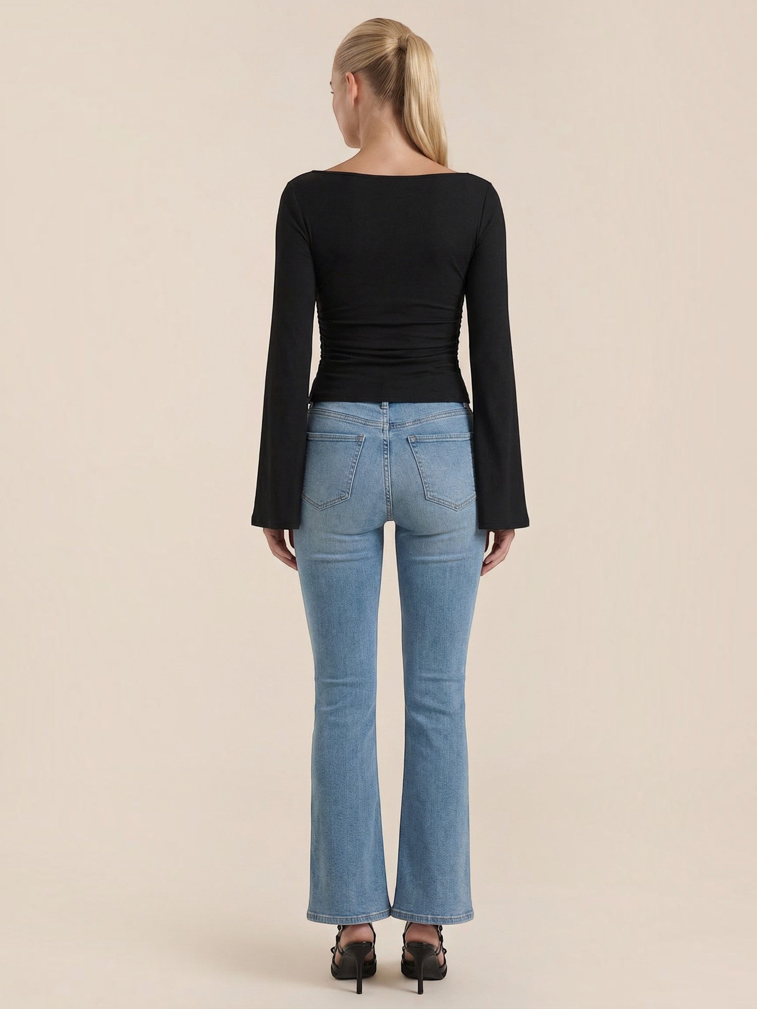 Schwarz