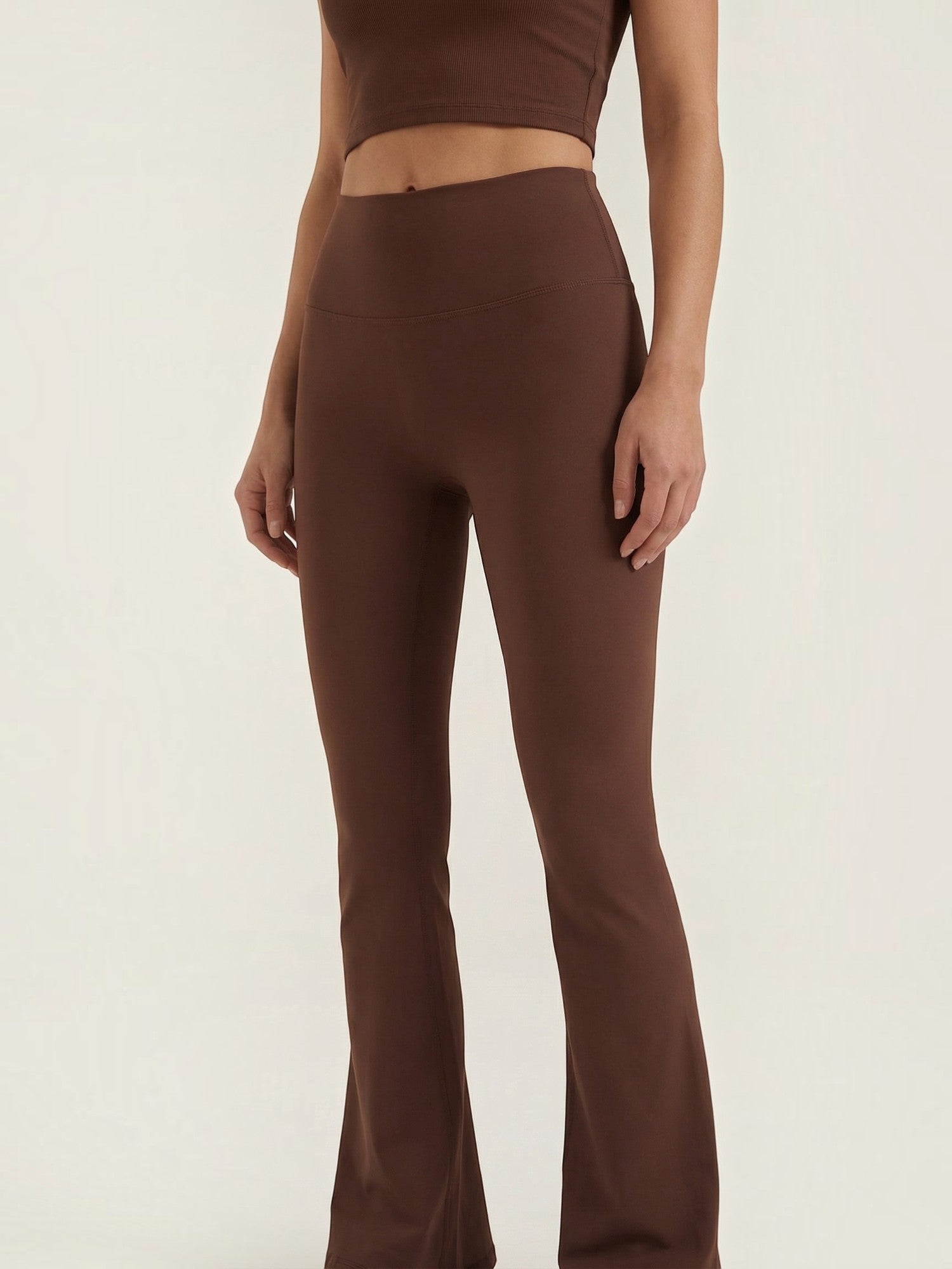 Ausgestellte Leggings