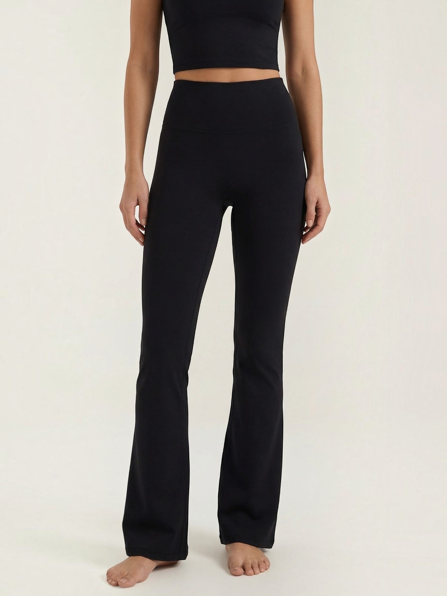 Ausgestellte Leggings