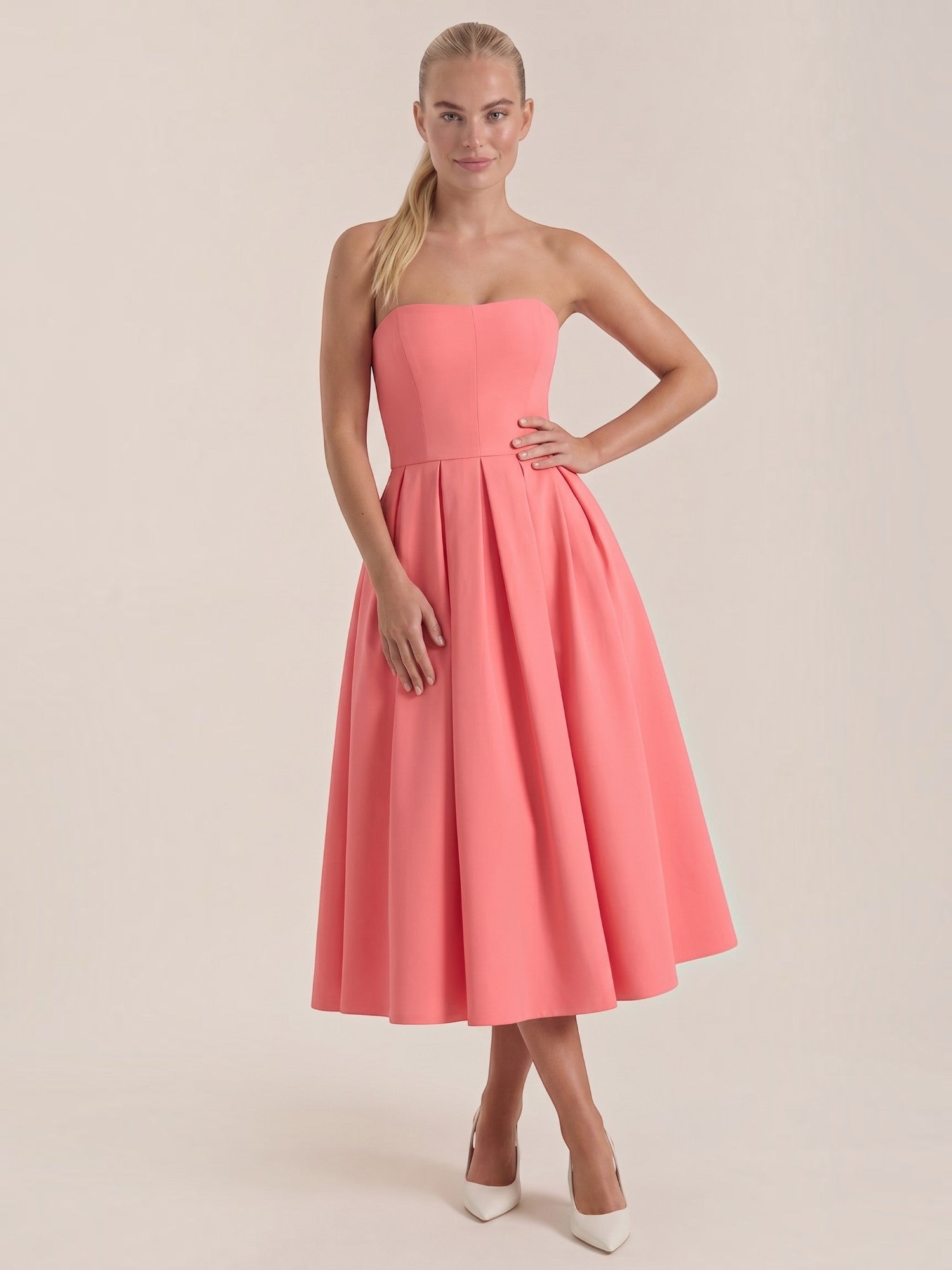 Yanna Bandeau-Midikleid mit Faltenrock
