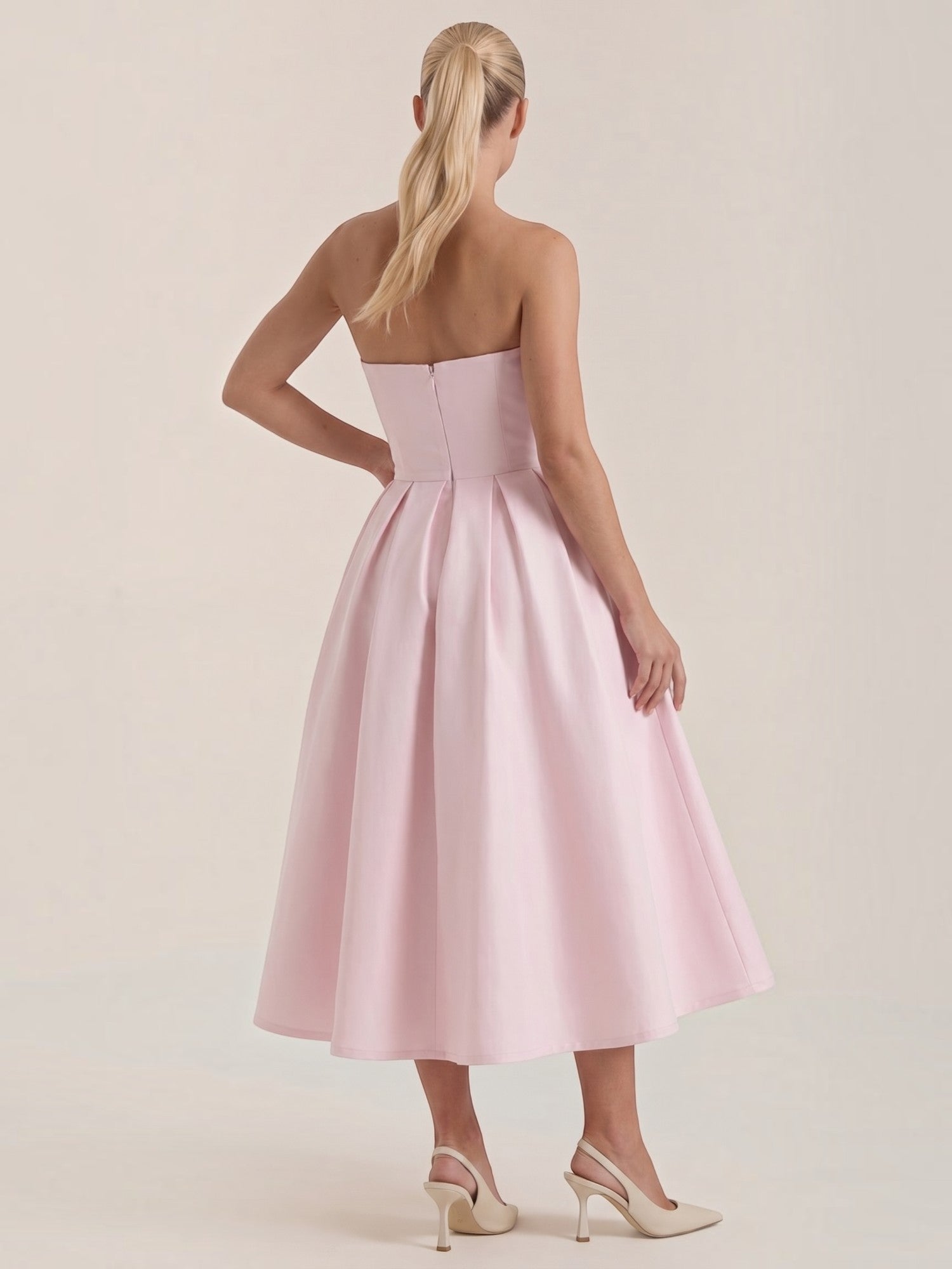 Yanna Bandeau-Midikleid mit Faltenrock