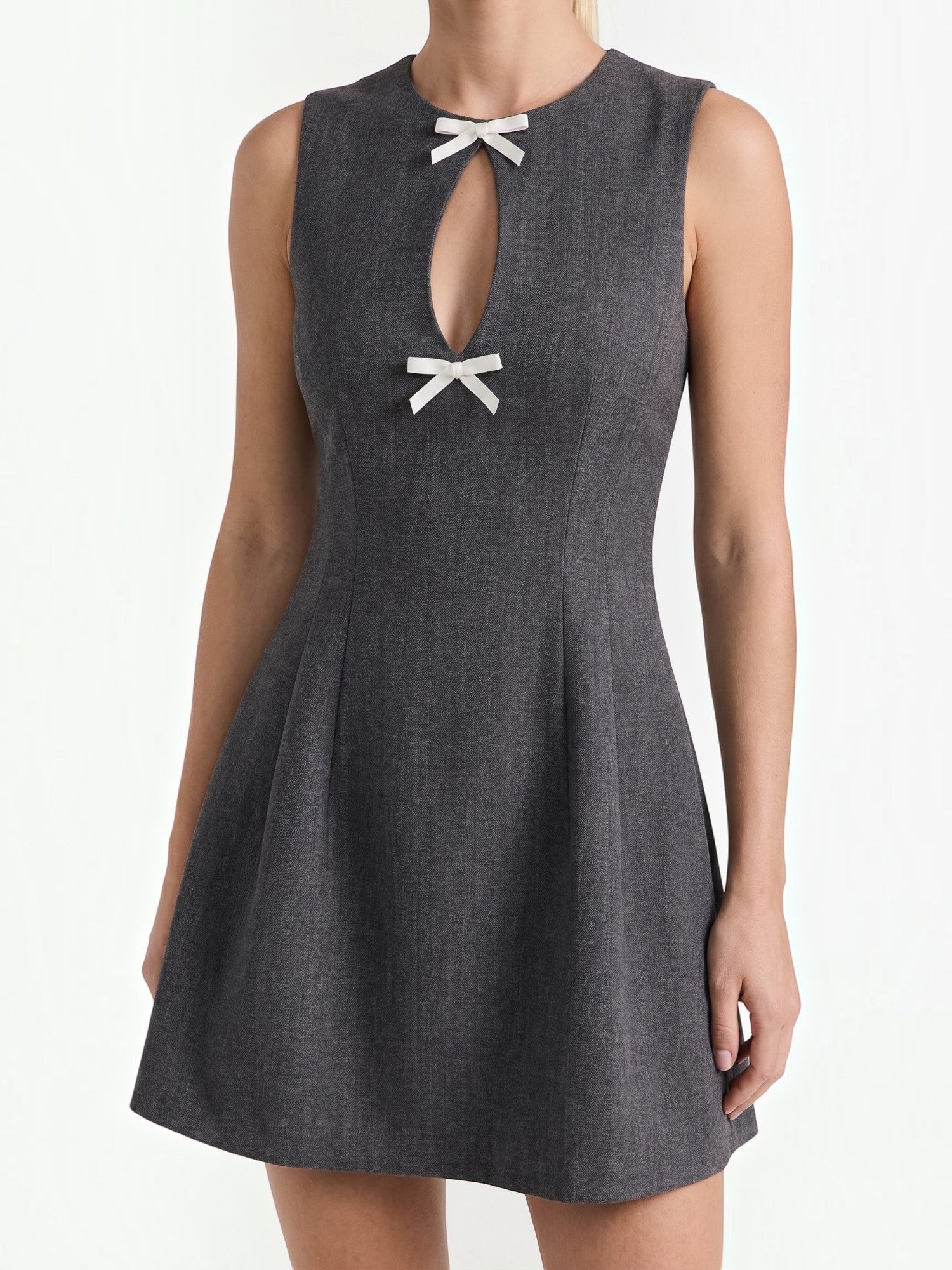 Priscilla Minikleid mit Schleifendetails