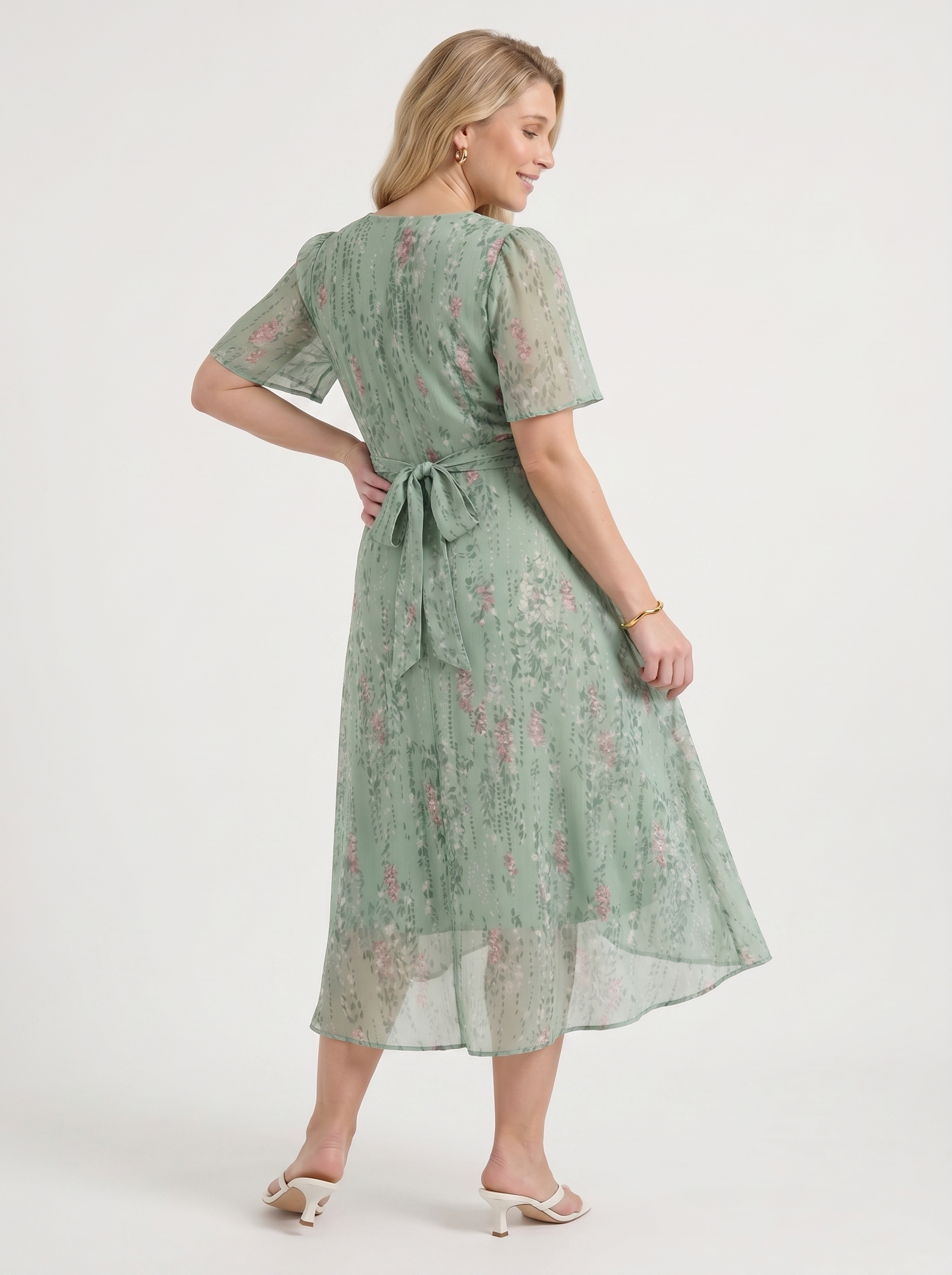 Sharnie Midikleid mit Blumenprint und Wickeloptik