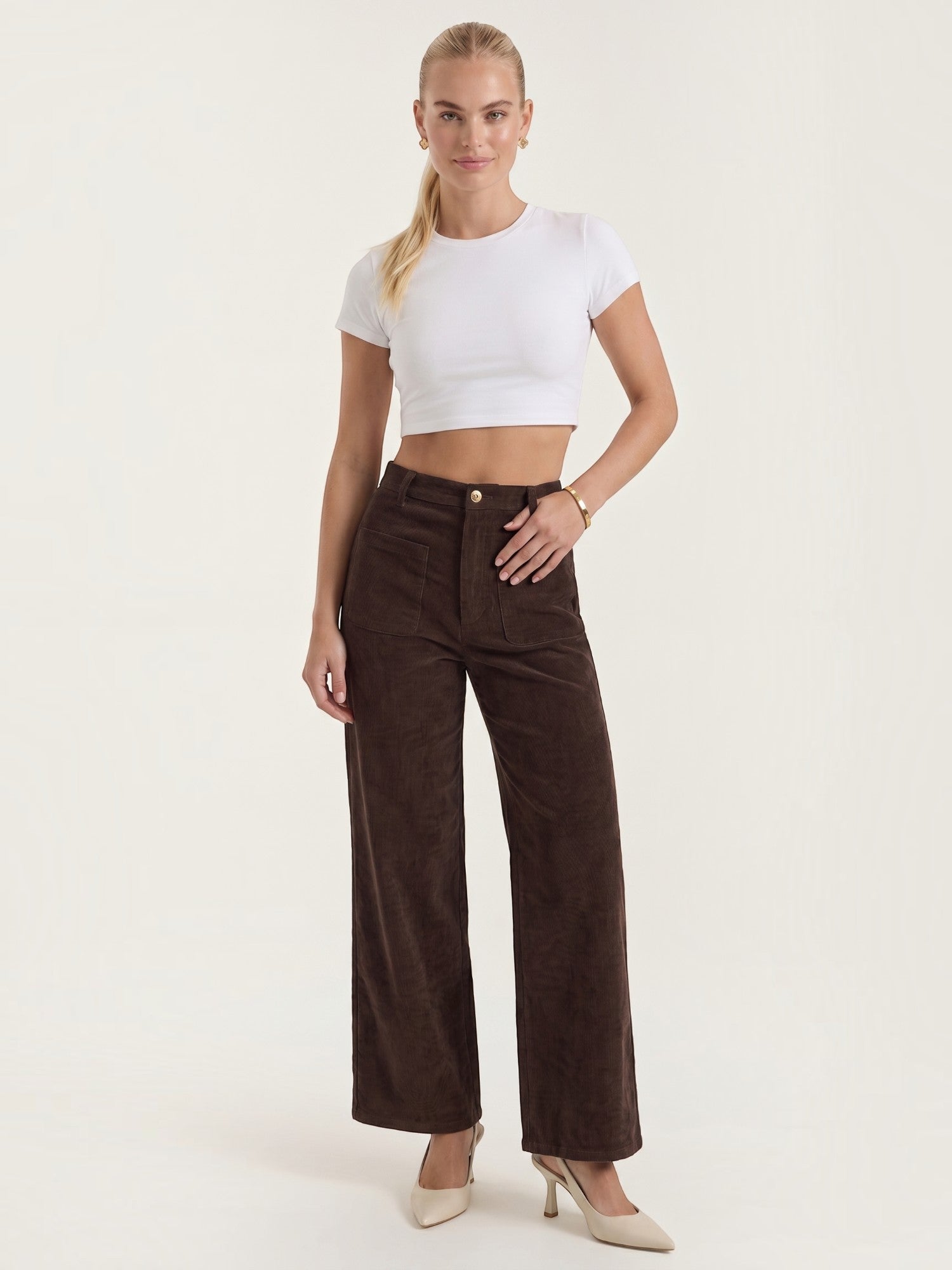 Allison Weite Cordhose