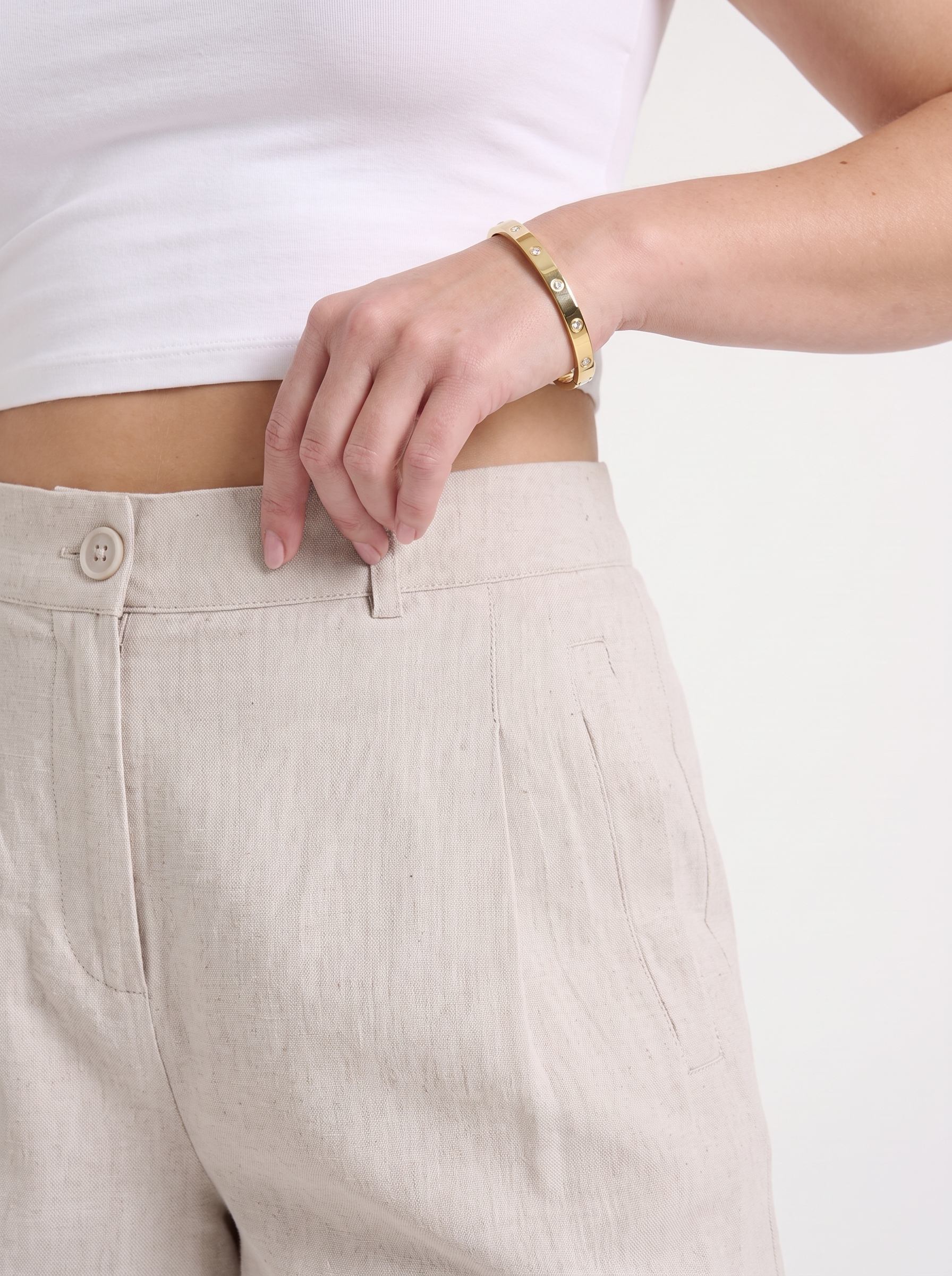 Kyrine Shorts mit Bundfalten