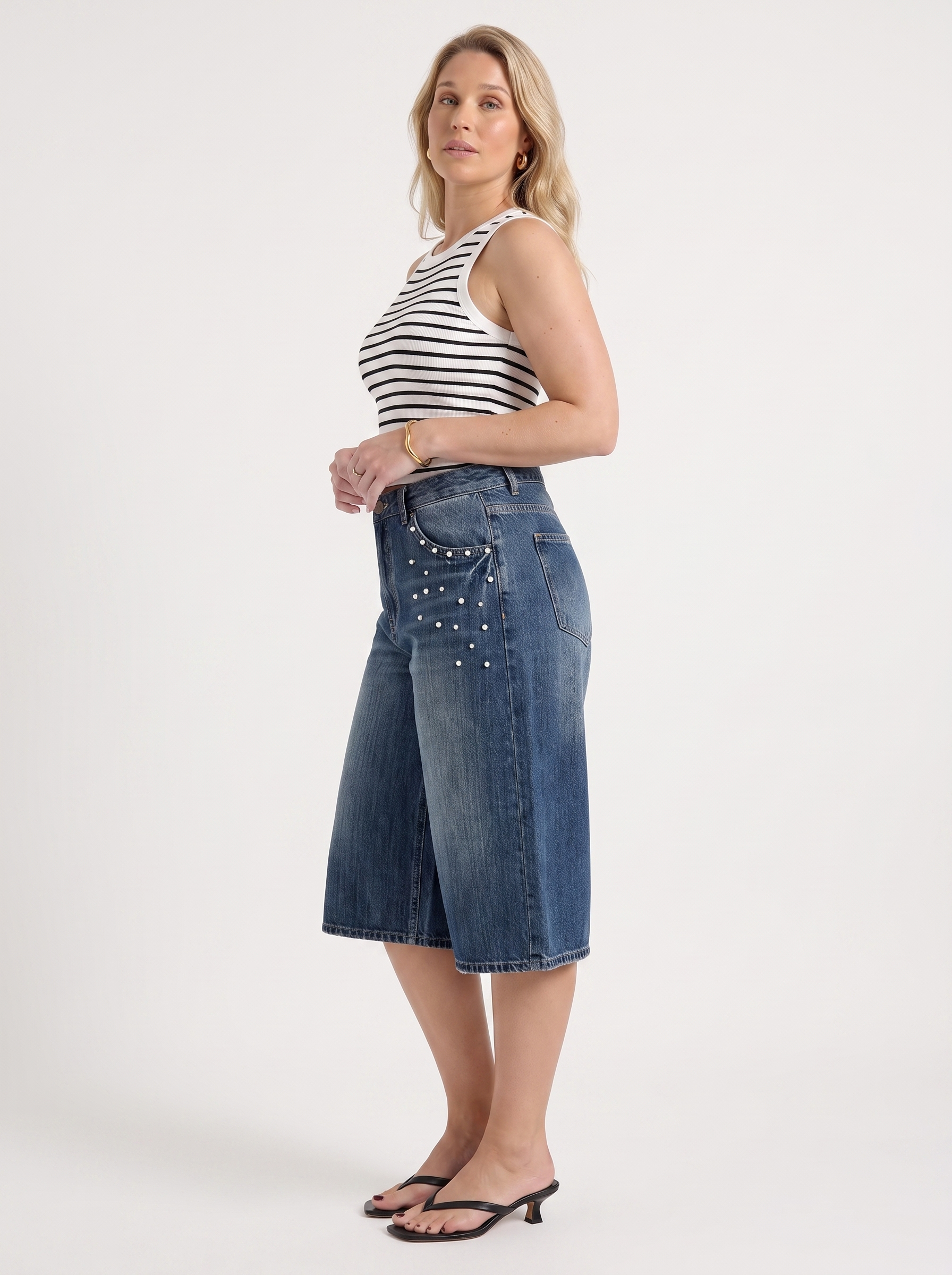 Carlota Jeans-Bermudashorts mit Nietendetail