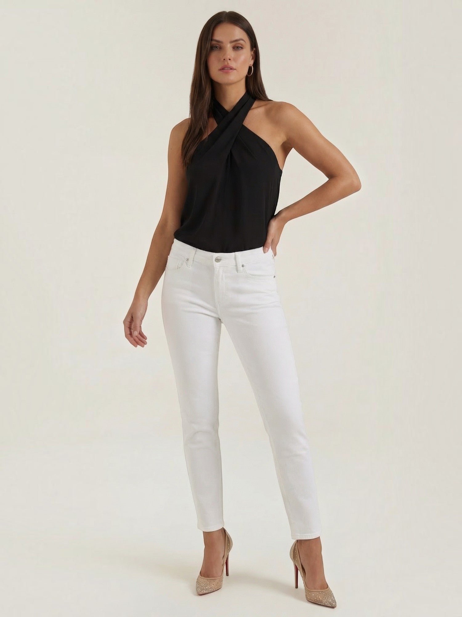 Gina Halter-Top mit Cross-Ausschnitt