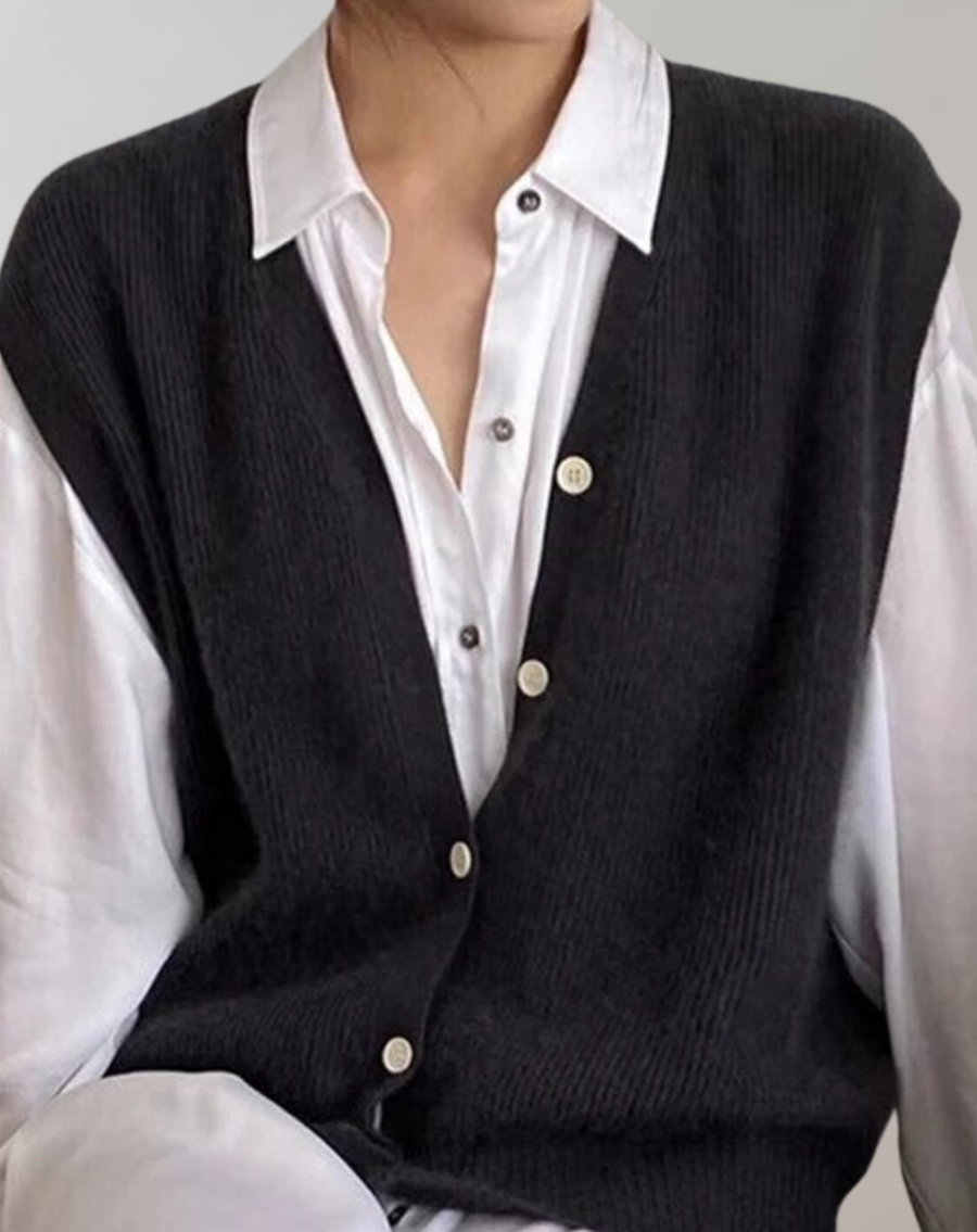 Solveig ärmellose Strickjacke