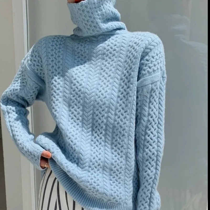 Blanche Pullover mit Zopfmuster