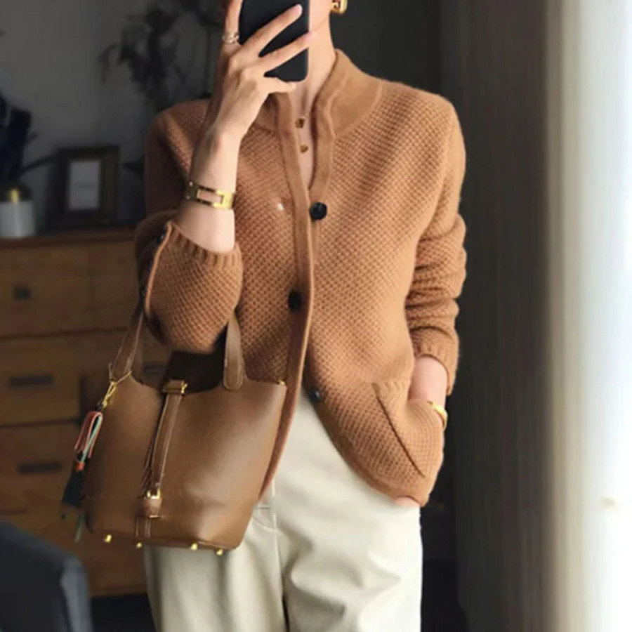 Leana Strickjacke mit Stehkragen