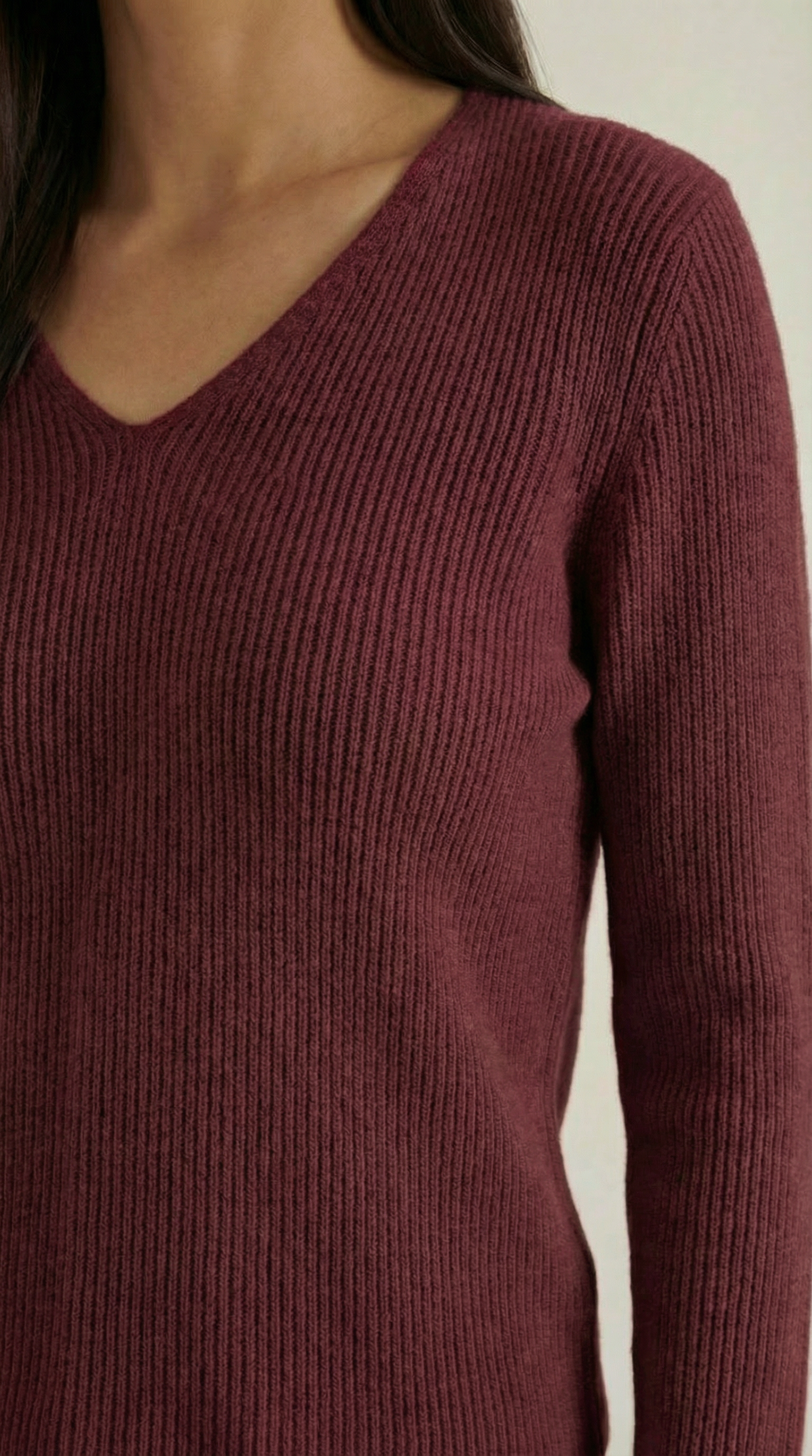 Michelle gerippter Pullover mit V-Ausschnitt