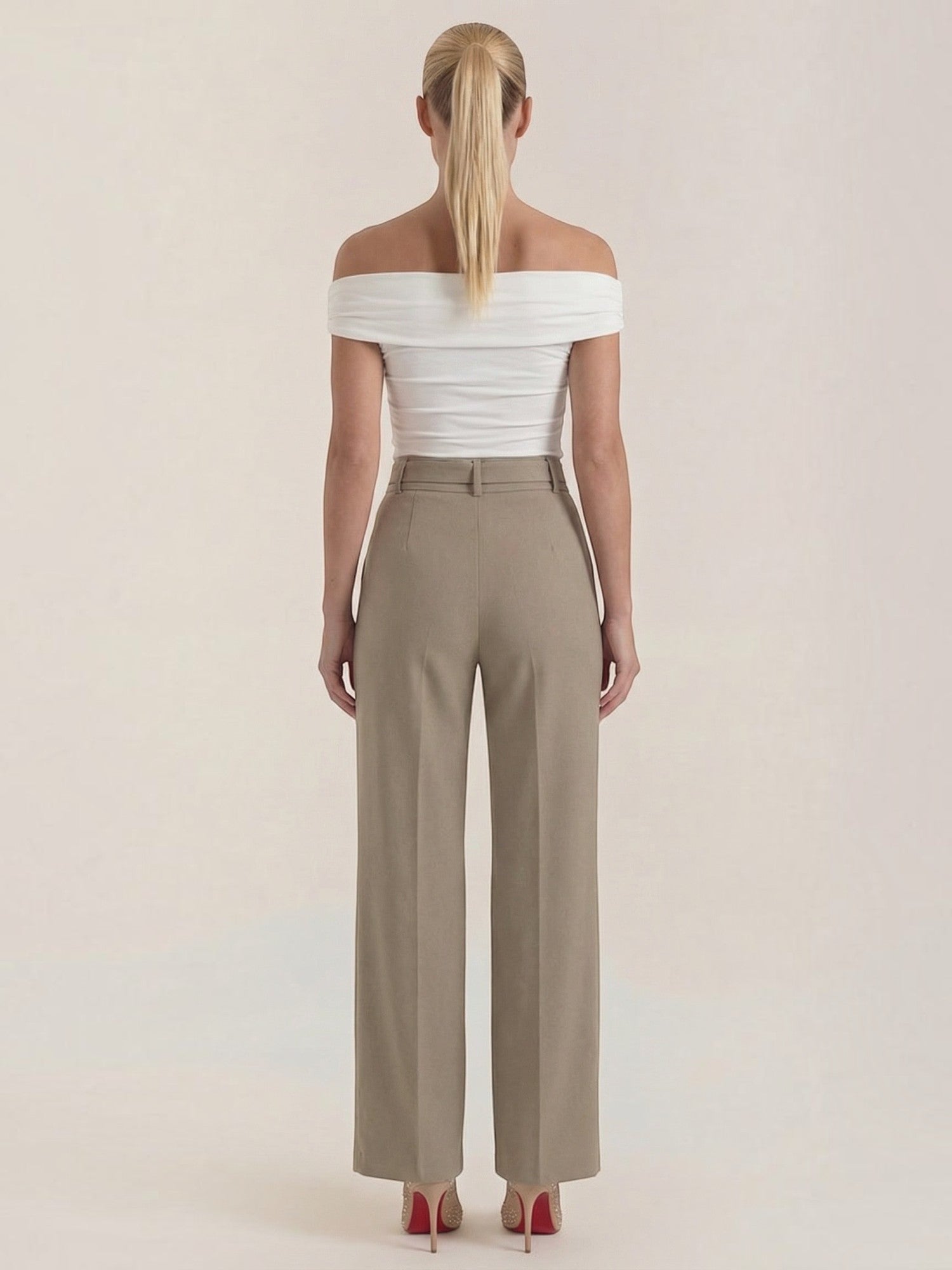 Maxine Stoffhose mit weitem Bein und Zierschnalle