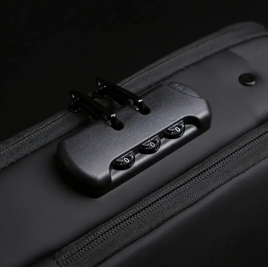 Senta Umhängetasche mit USB-Anschluss