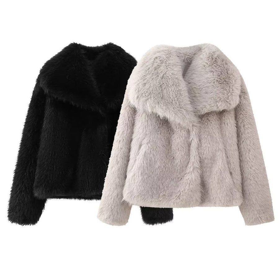 Elva kurze Pelzjacke