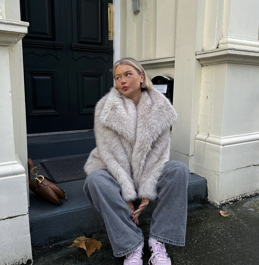 Elva kurze Pelzjacke