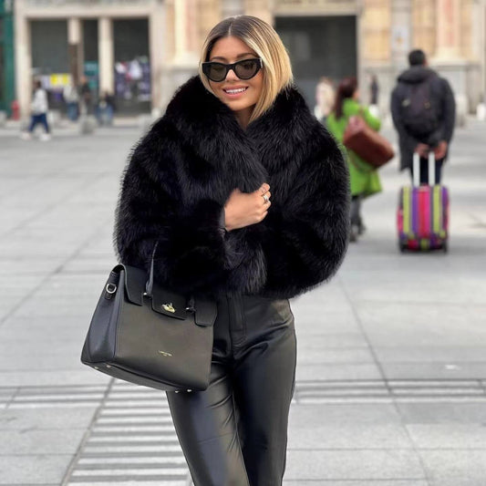 Elva kurze Pelzjacke