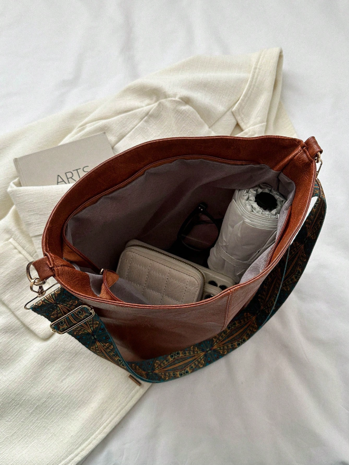Katia Hobo Tasche