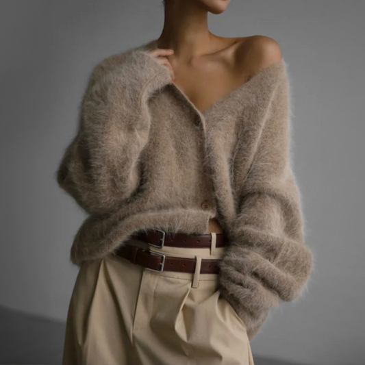 Romana Strickjacke mit V-Ausschnitt