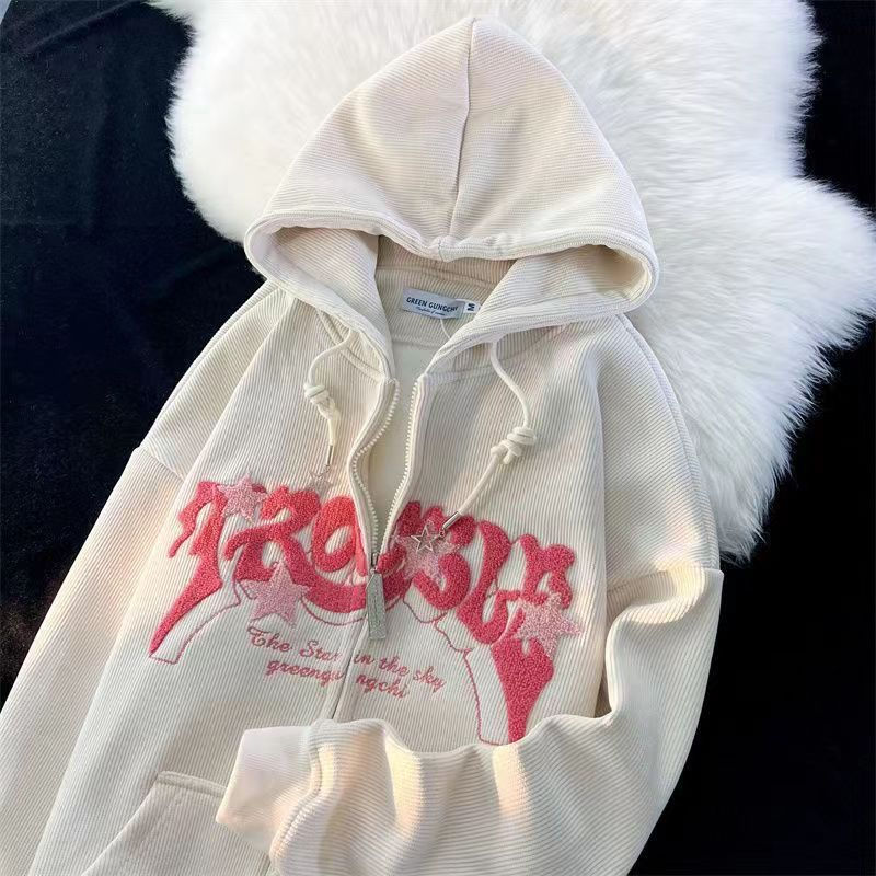 Inge Hoodie mit Stickerei