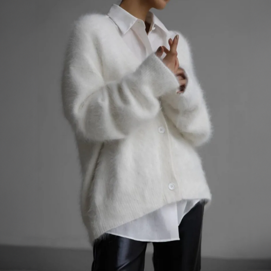 Romana Strickjacke mit V-Ausschnitt