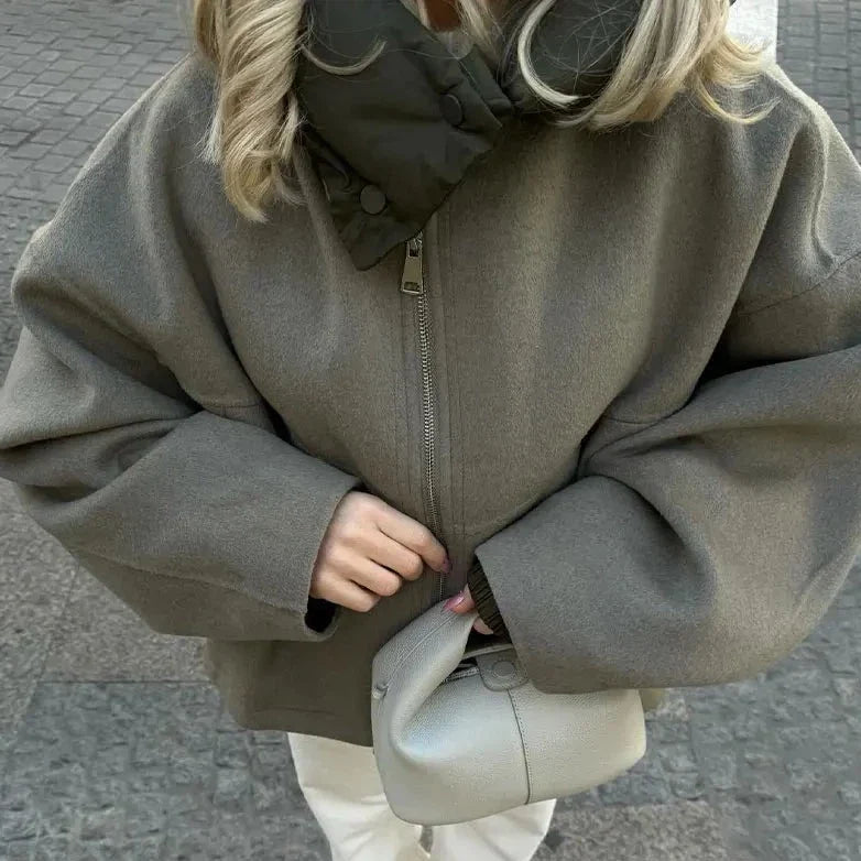 Edina Hoodie mit Kontrastdetails