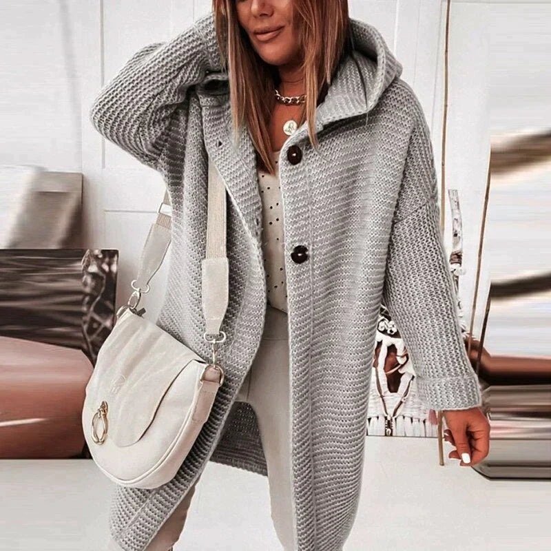 Madita Lange Strickjacke mit Kapuze