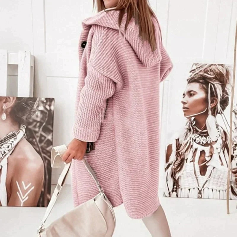 Madita Lange Strickjacke mit Kapuze