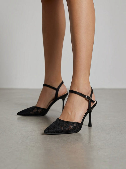Jessara Spitzen Slingback Pumps