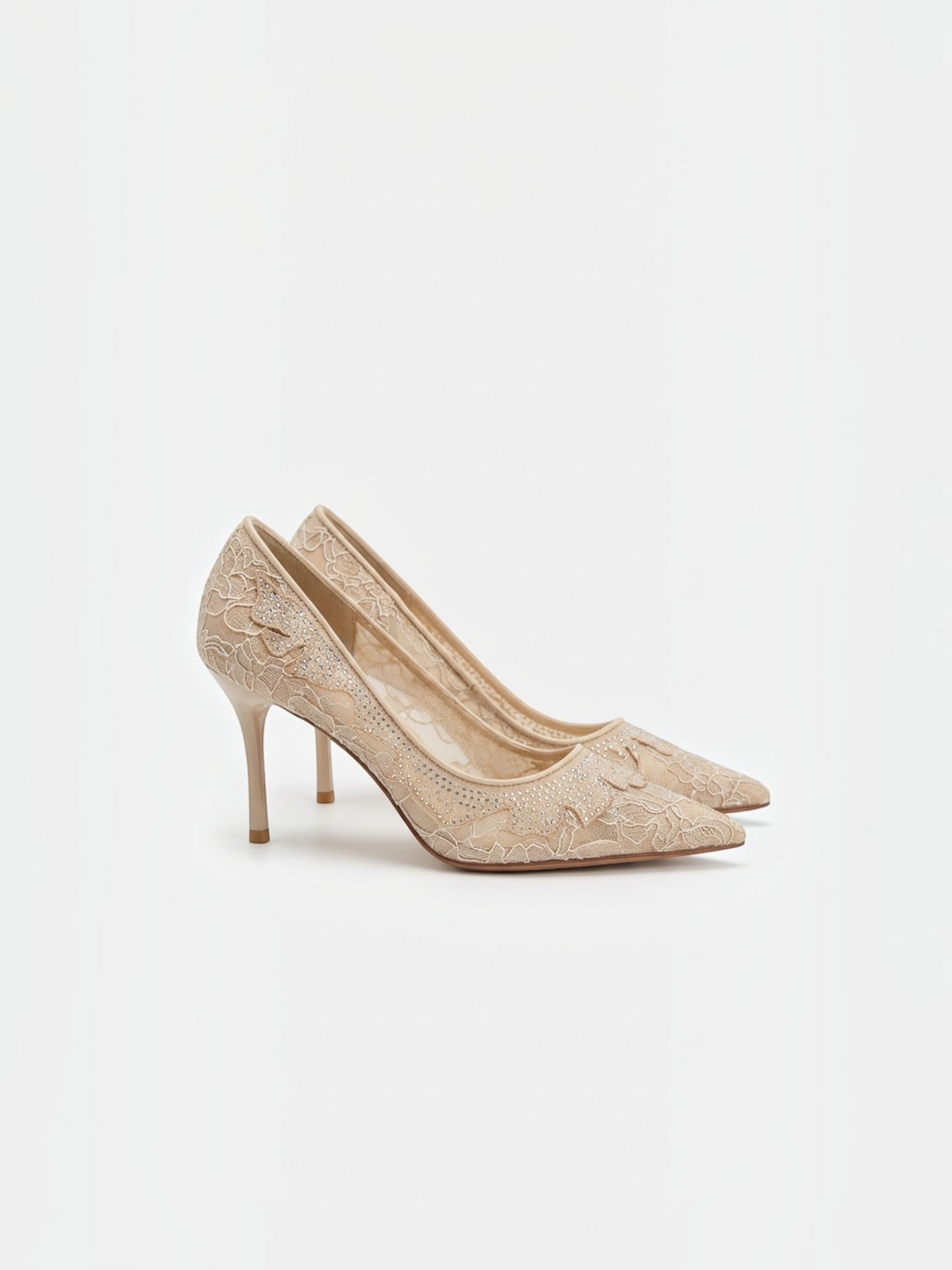 Lisette Spitzenpumps mit Strassdetails