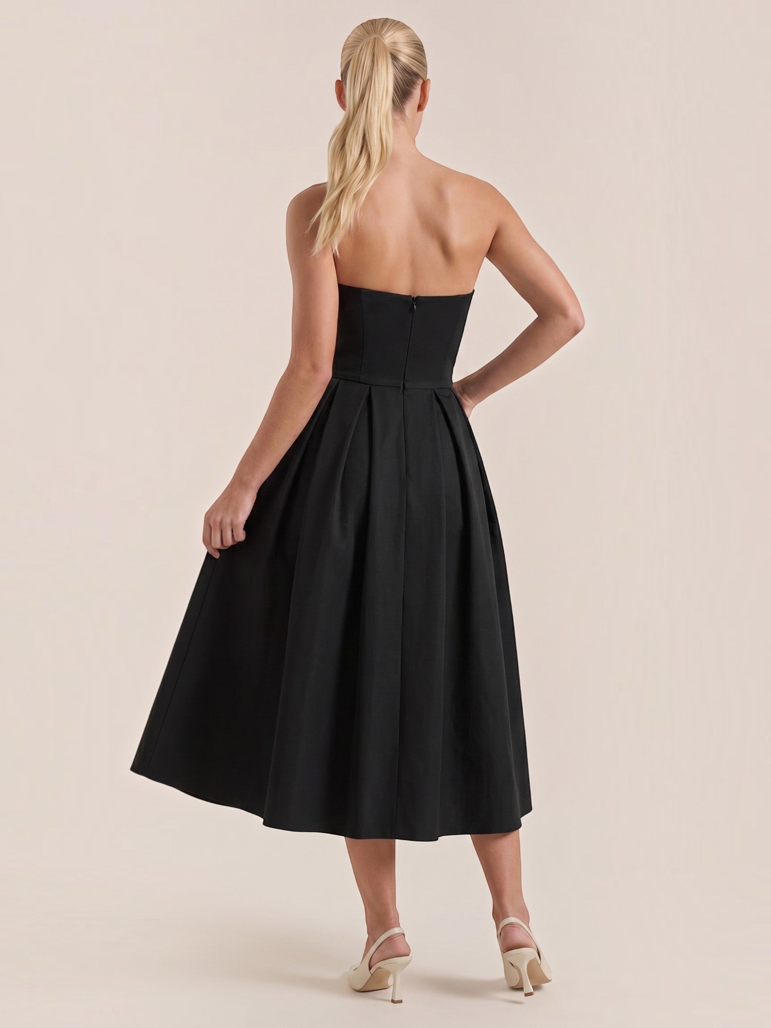 Yanna Bandeau-Midikleid mit Faltenrock