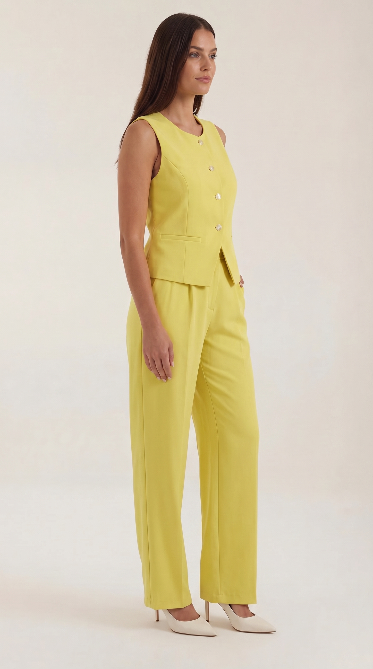 Anita Zweiteiler aus taillierter Weste und Hose