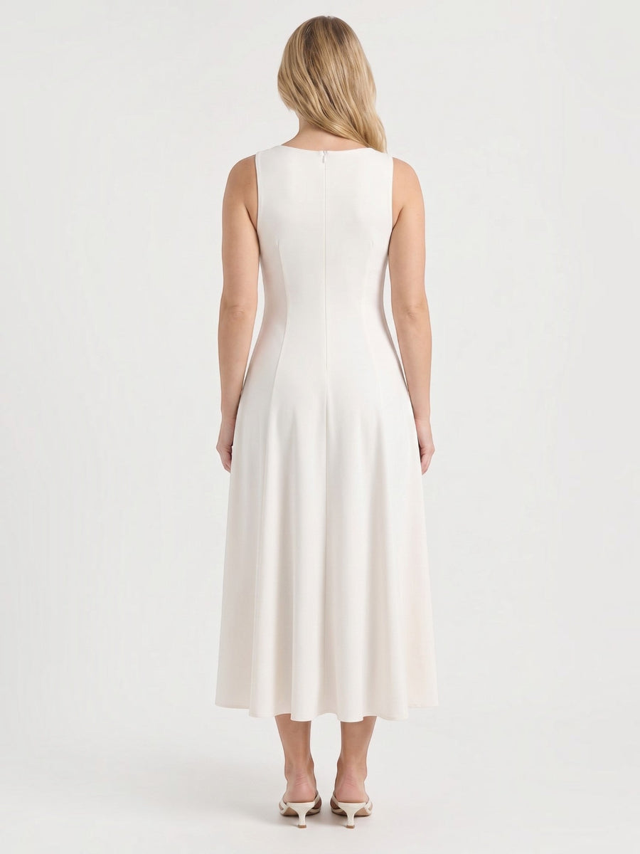 Florina Midikleid mit Karree-Ausschnitt