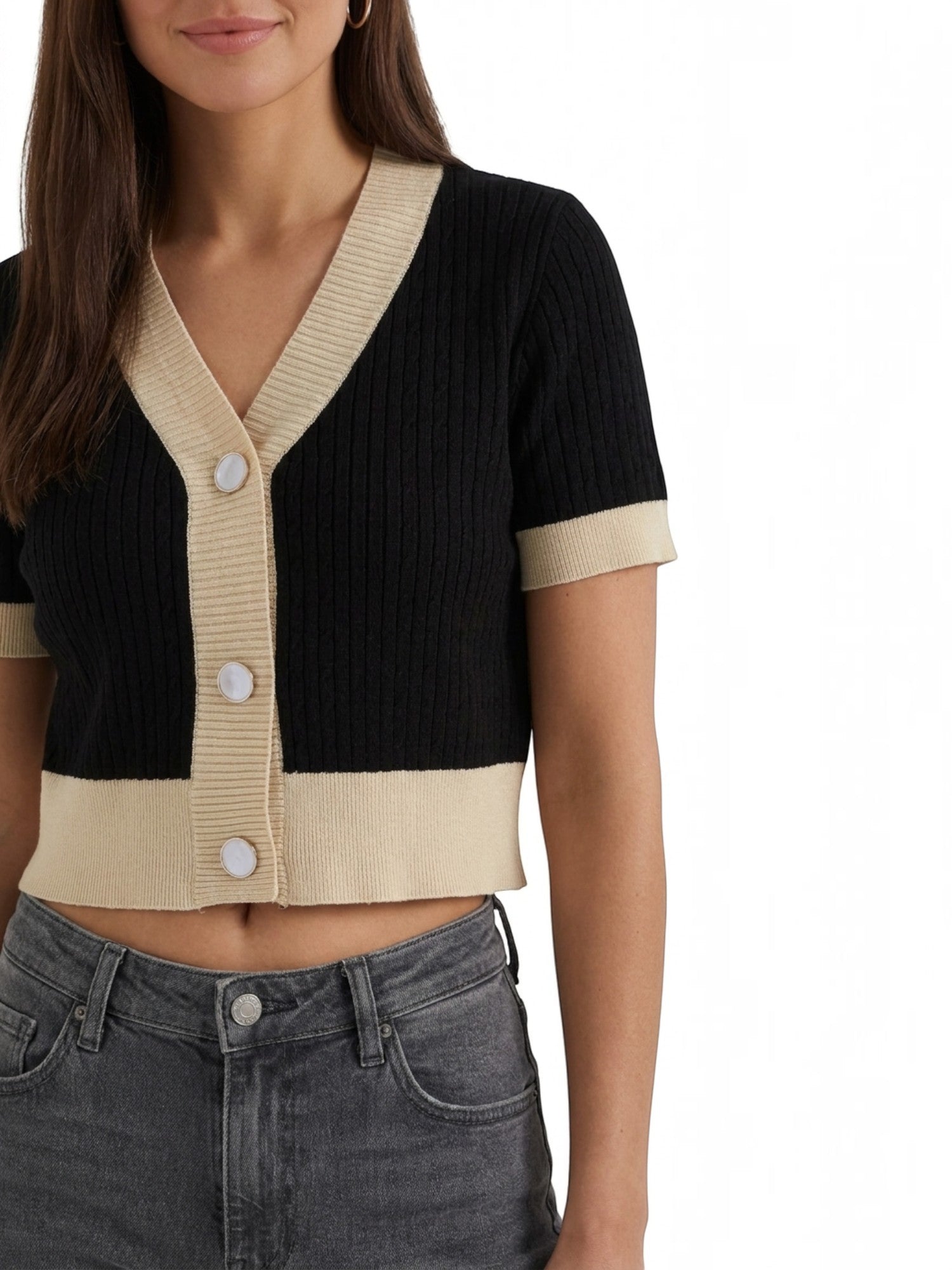 Nerina kurze taillierte Strickjacke