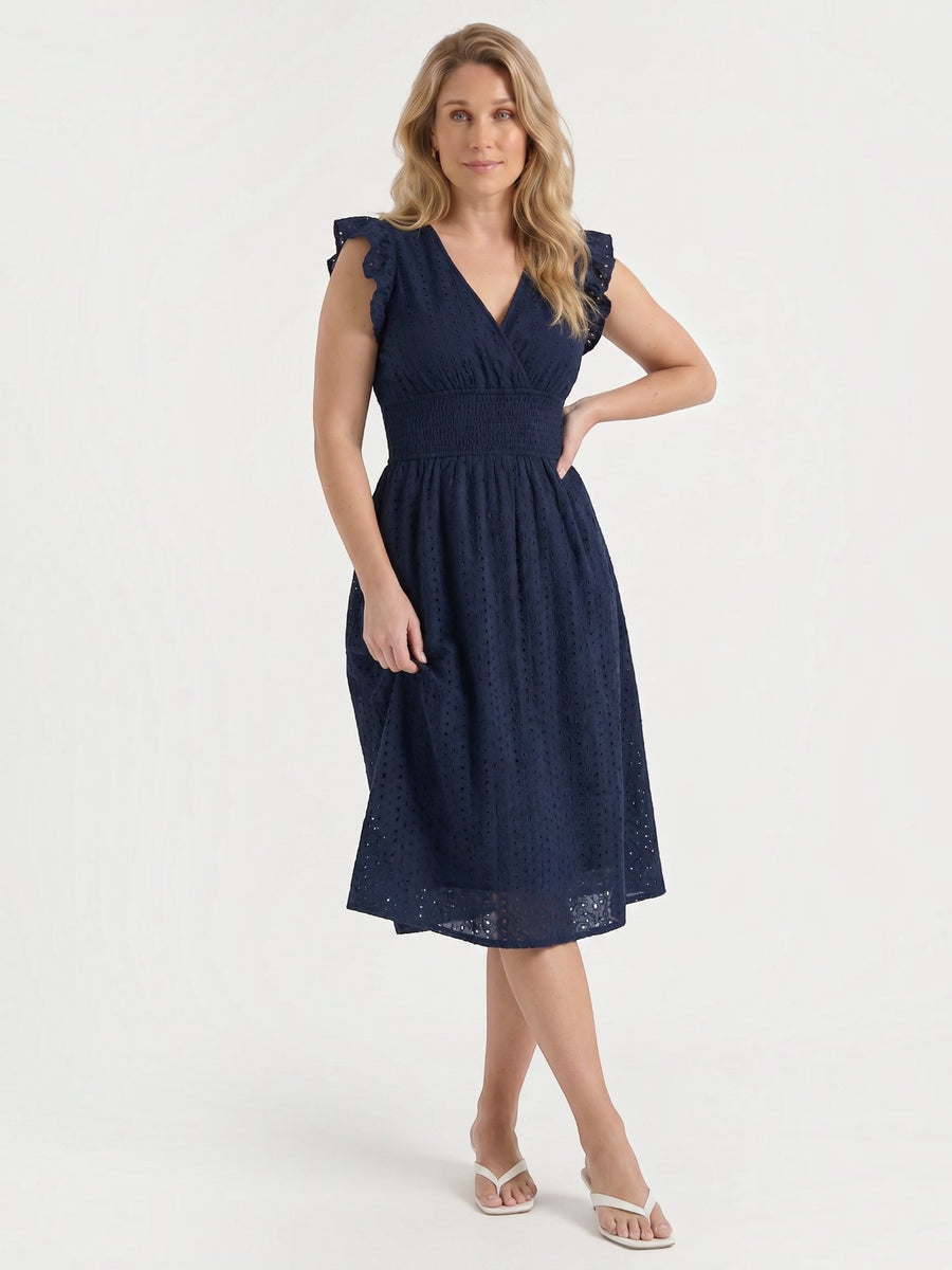 Florence Midikleid mit Lochstickerei und Rüschenträgern