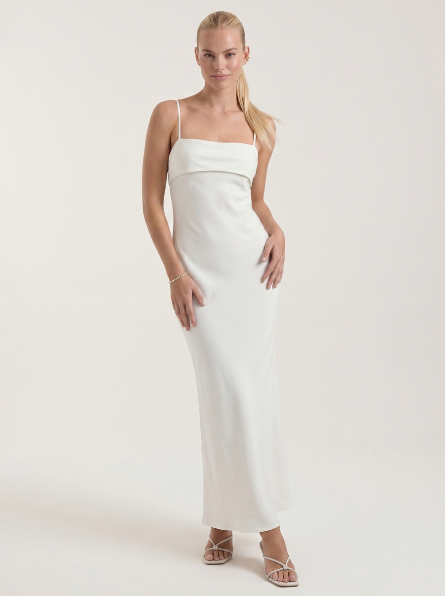 Dale Maxikleid mit Spaghettiträgern und schmaler Linie