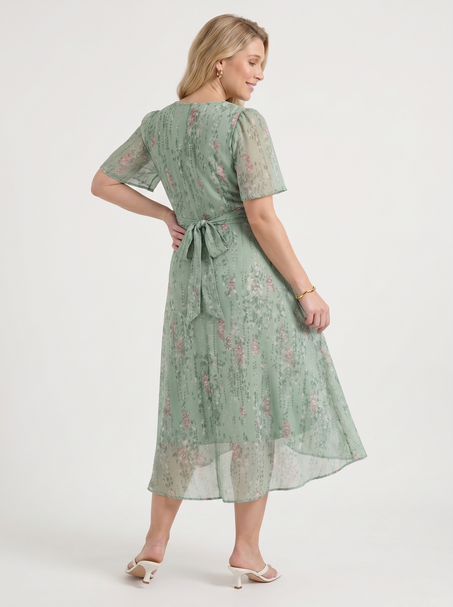 Sharnie Midikleid mit Blumenprint und Wickeloptik
