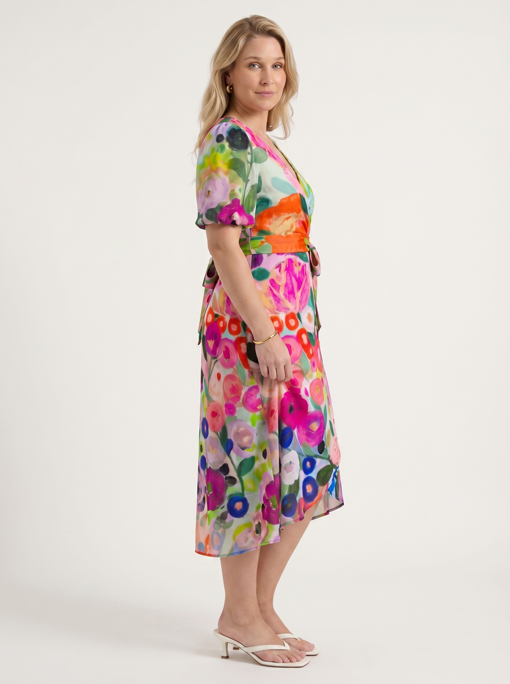 Sharnie Midikleid mit Blumenprint und Wickeloptik
