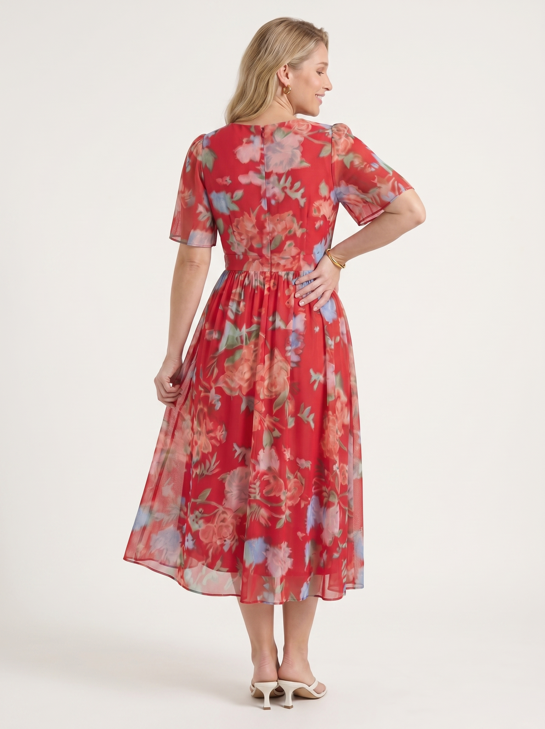 Sharnie Midikleid mit Blumenprint und Wickeloptik