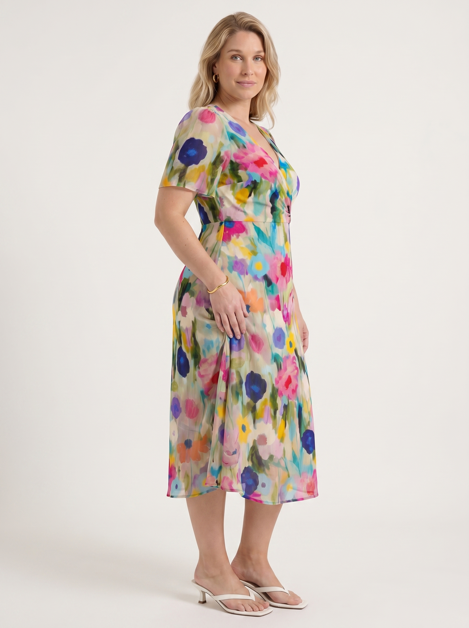 Sharnie Midikleid mit Blumenprint und Wickeloptik