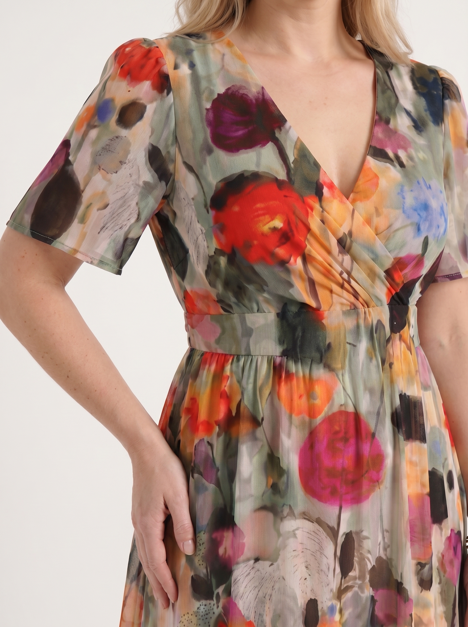 Sharnie Midikleid mit Blumenprint und Wickeloptik
