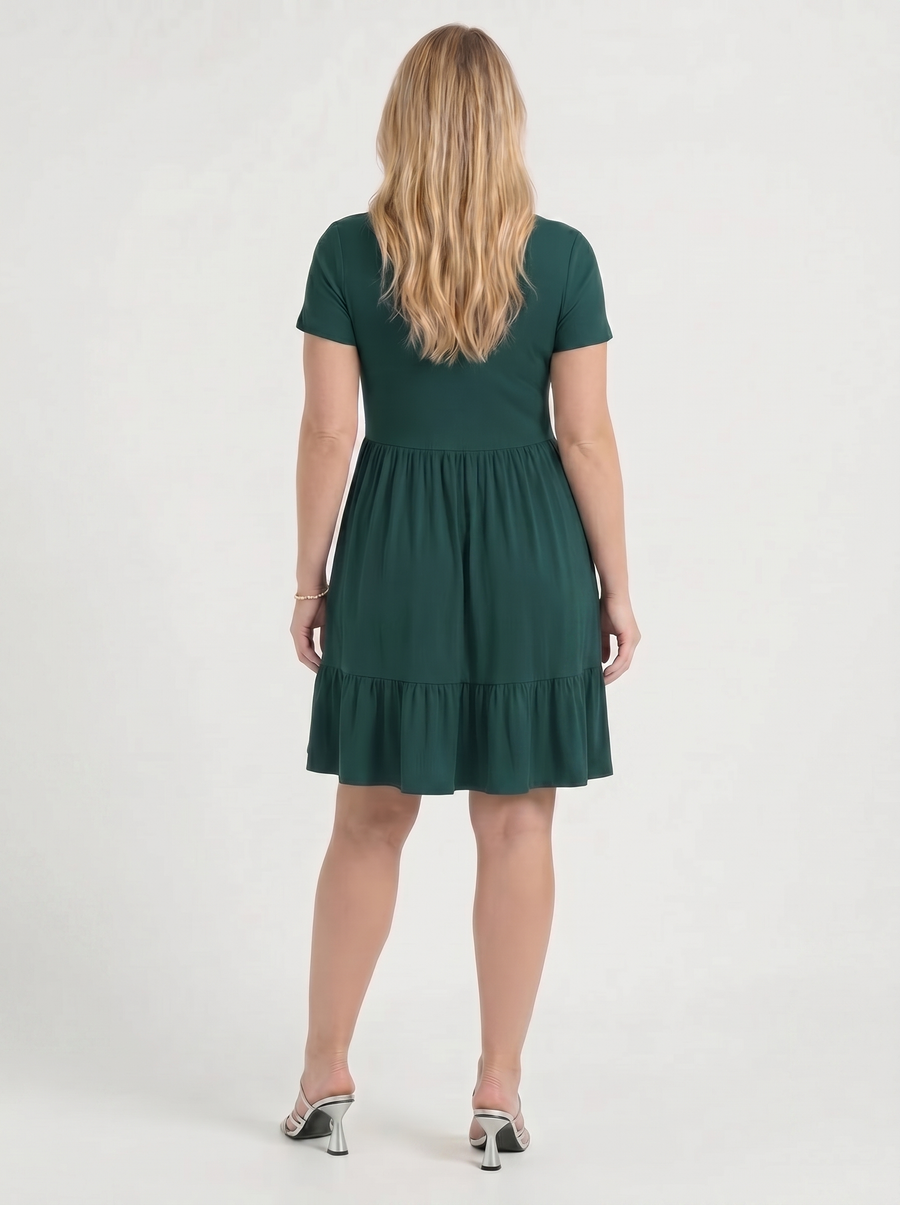 Wanda Minikleid mit Karree-Ausschnitt und Stufenrock