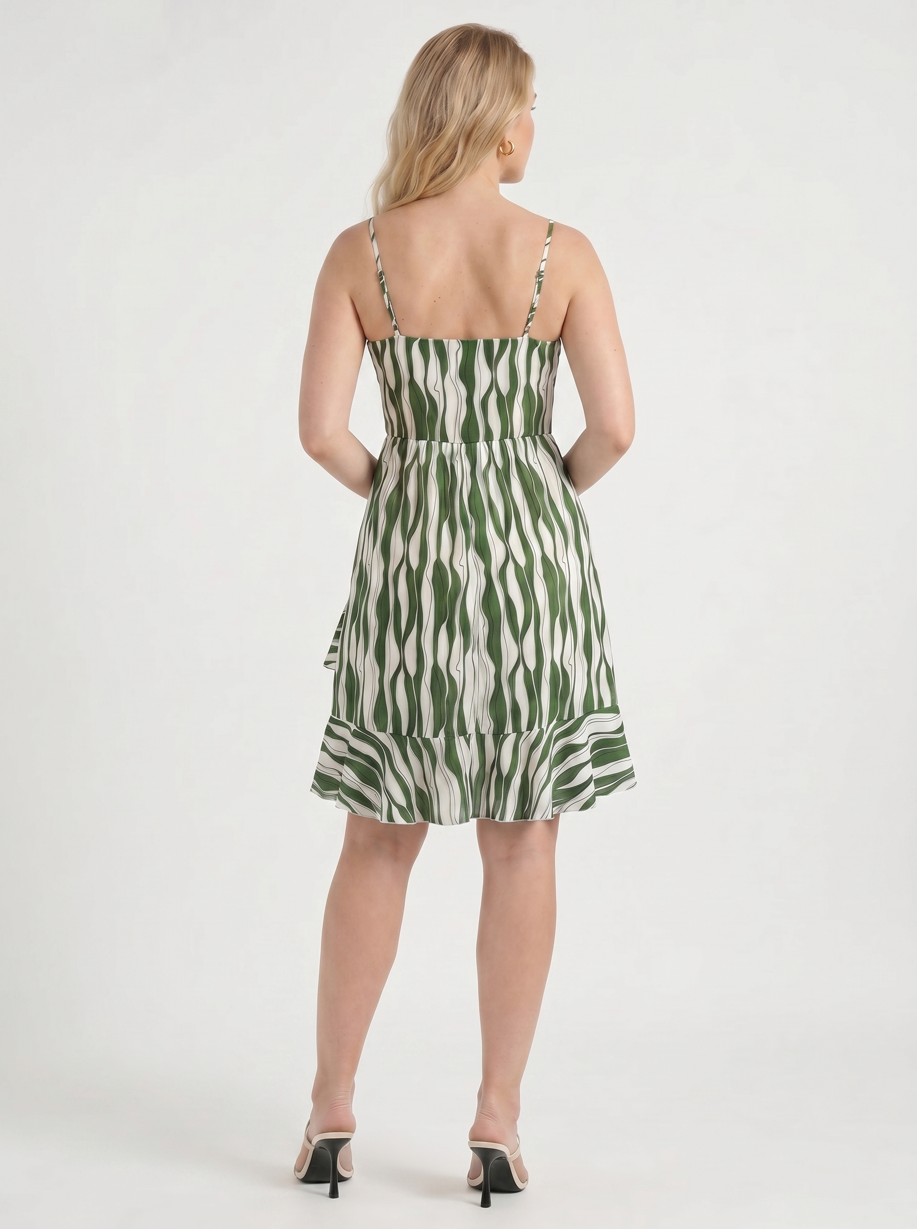 Willow Minikleid mit Wickeloptik und Volantsaum