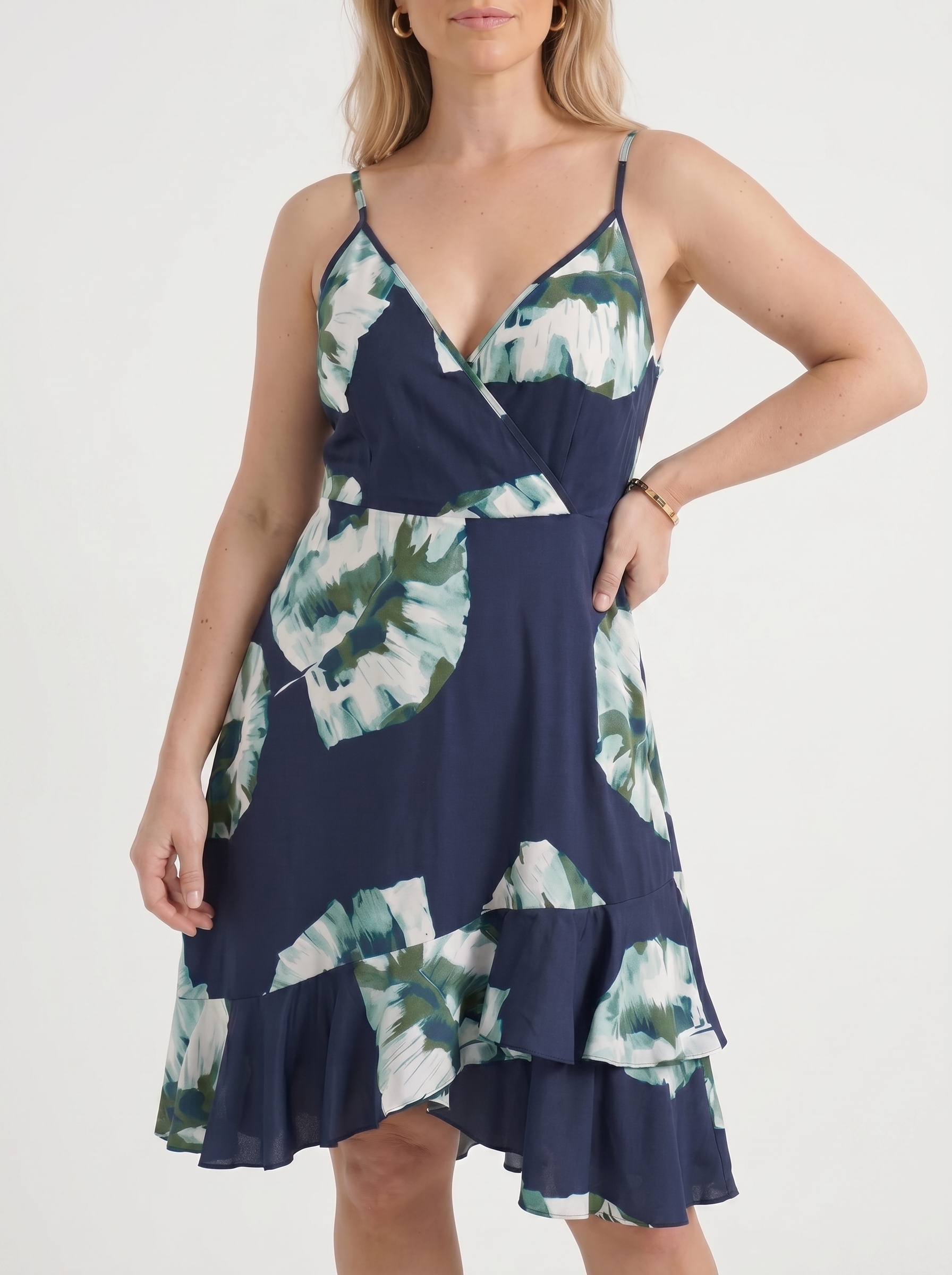 Willow Minikleid mit Wickeloptik und Volantsaum