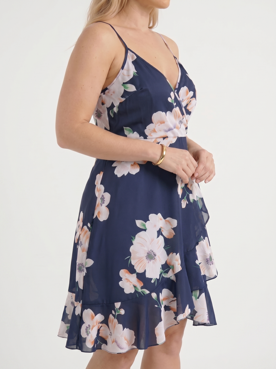 Willow Minikleid mit Wickeloptik und Volantsaum