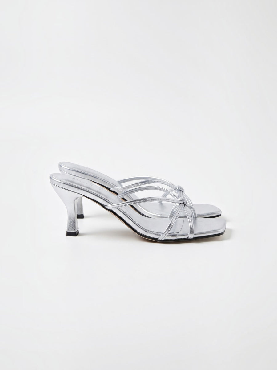 Christina Sandalette mit überkreuzten Riemchen
