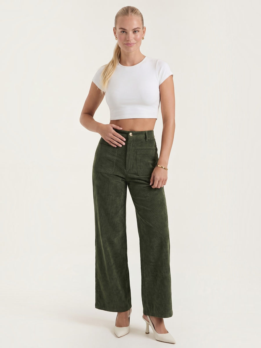 Allison Weite Cordhose