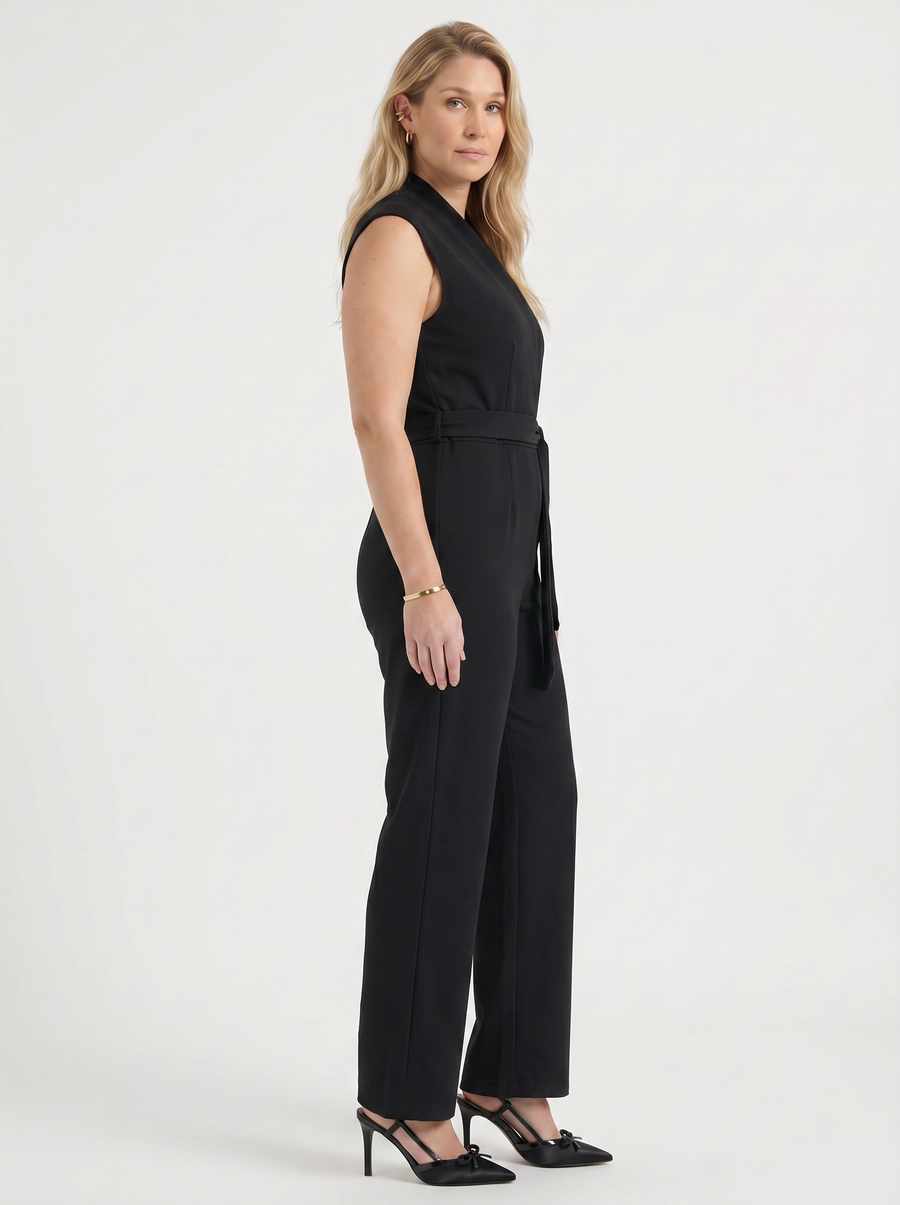 Kayleigh Jumpsuit mit Wickeloptik und Bindegürtel