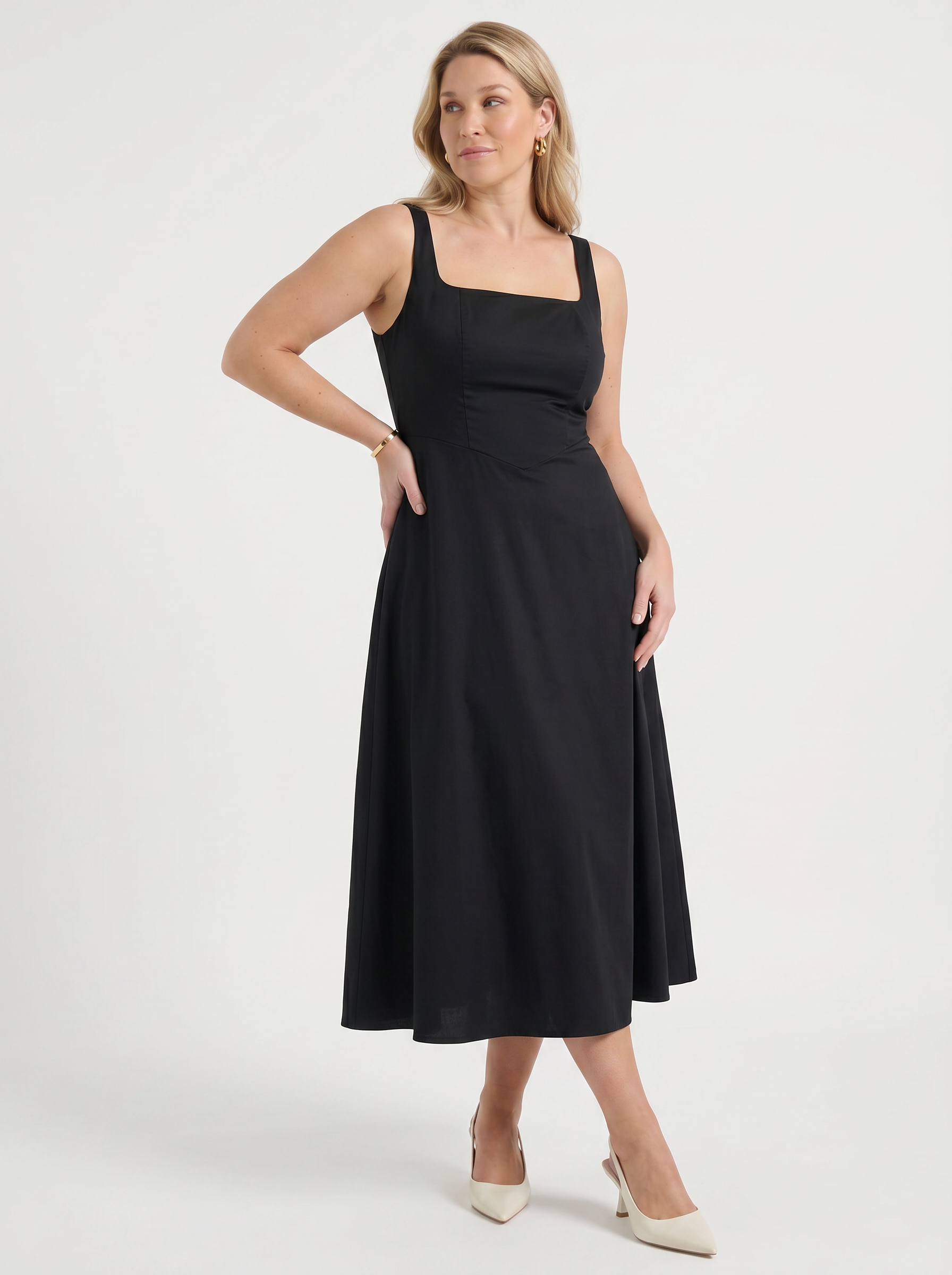 Amelina Midikleid mit eckigem Ausschnitt