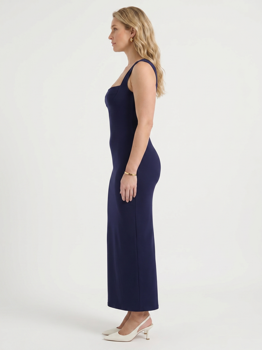 Daniela Trägerloses Maxikleid mit Karree-Ausschnitt